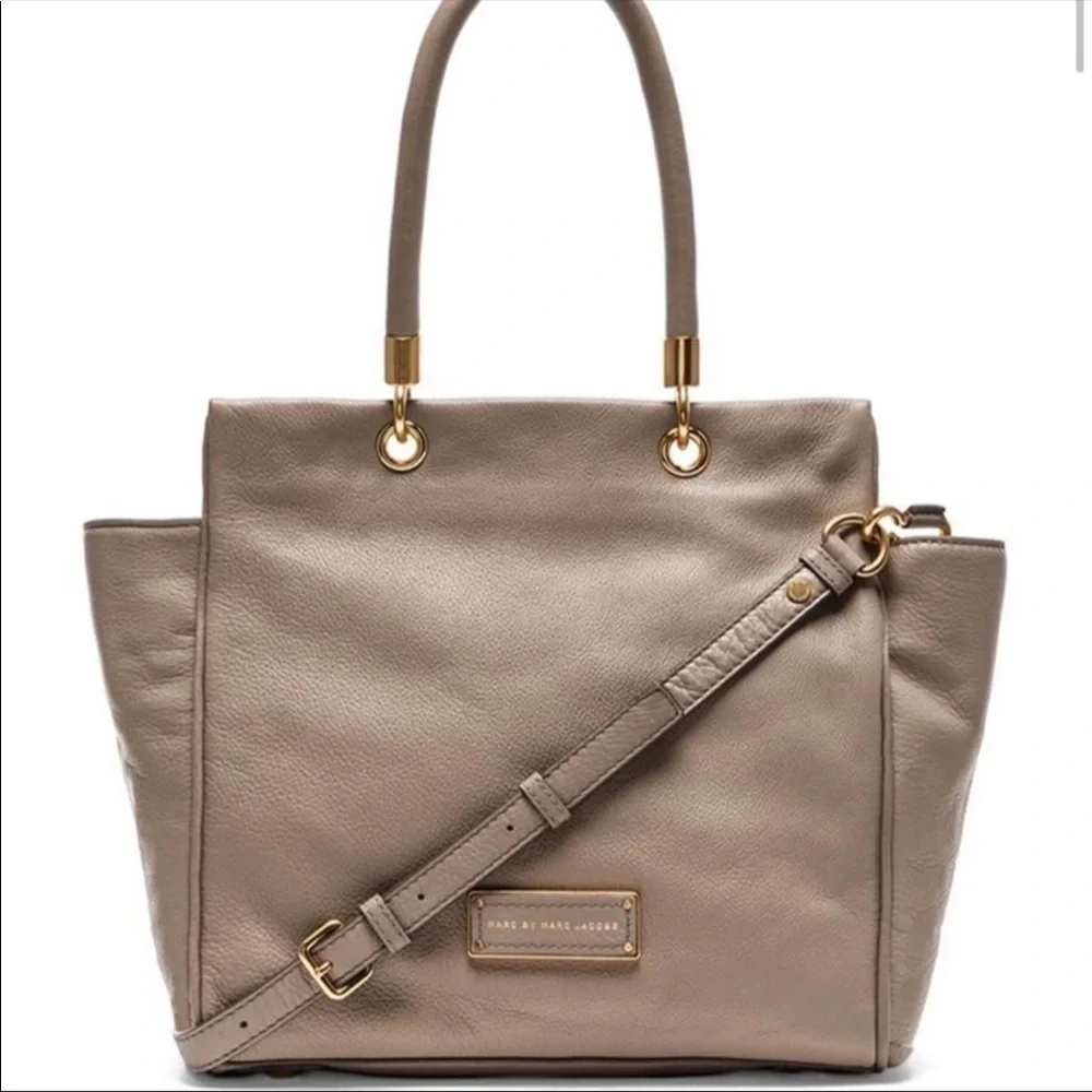 Marc Jacobs / Too Hot to Handle Bentley Satchel in grey taupe purse bag